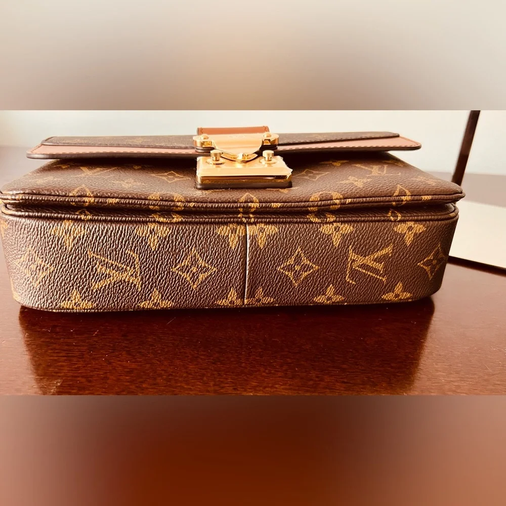 Authentic Louis Vuitton Monogram Marceau Flap Bag - Picture 15 of 16